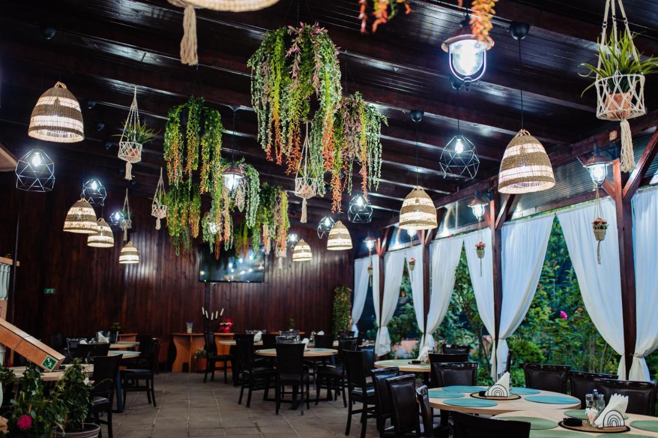 Hotel Roxy & Maryo- Restaurant -Terasa- Loc De Joaca Pentru Copii -Parcare Gratuita เอโฟริเอนอร์ด ภายนอก รูปภาพ